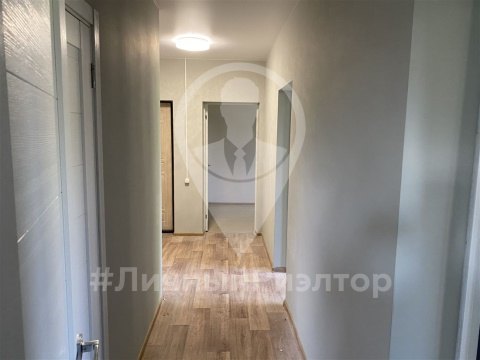 3-к квартира, 2/2 эт., 56м²