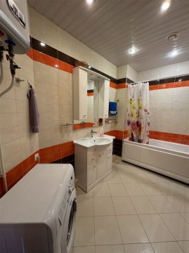 2-к квартира, 3/16 эт., 67м²