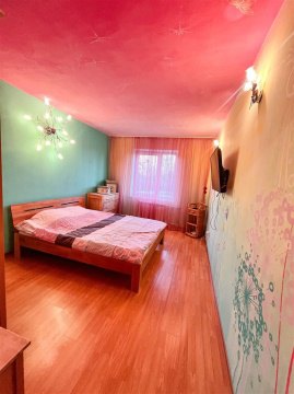 2-к квартира, 1/5 эт., 56м²