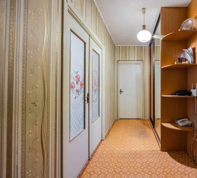 2-к квартира, 5/5 эт., 43м²